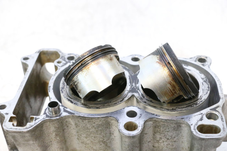 photo de CILINDRO PISTONE HONDA FJS SILVER WING SILVERWING 400 (2005 - 2008) - Angolazione alternativa