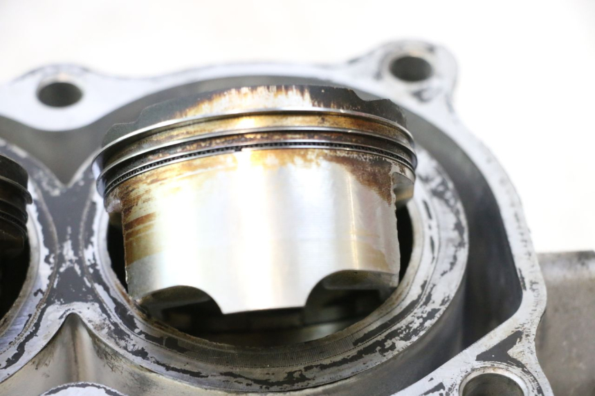 photo de CILINDRO PISTONE HONDA FJS SILVER WING SILVERWING 400 (2005 - 2008) - Dettaglio del componente