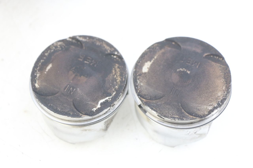 photo de CYLINDRO PISTONE HONDA FJS SILVERWING SILVER WING 400 (2009 - 2016) - Focus sulla struttura