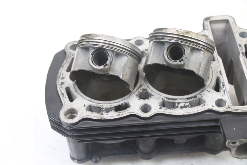 photo de CILINDRO PISTONE YAMAHA FZS FAZER 600 (2001 - 2003) - Dettaglio del componente