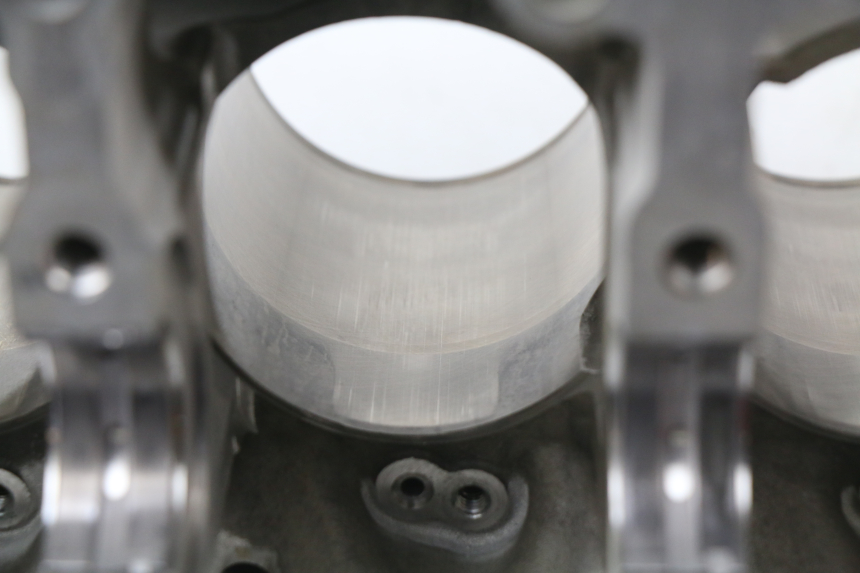 photo de CILINDRO PISTONE SUZUKI GSX-R GSXR K16 1000 (2012 - 2016) - Focus sulla struttura