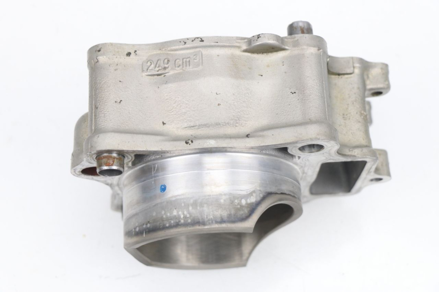 photo de CILINDRO PISTONE HONDA CRF 250 (2013 - 2016) - Primo piano ad alta risoluzione