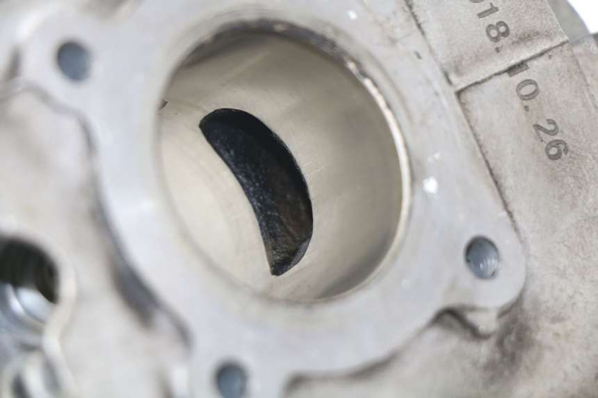 photo de CILINDRO PISTONE PEUGEOT KISBEE 2T 50 (2018 - 2022) - Vista d'insieme del prodotto