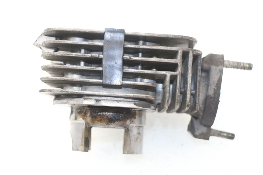 photo de CILINDRO PISTONE PEUGEOT KISBEE 2T 50 (2018 - 2022) - Marcature e riferimenti originali