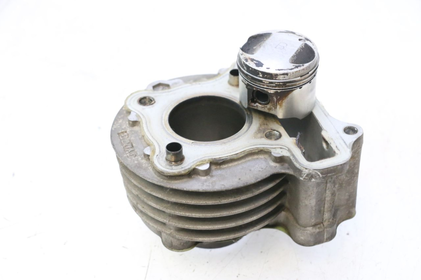 photo de CILINDRO PISTONE PEUGEOT KISBEE 4T 50 (2010 - 2017) - Vista principale