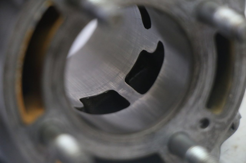 photo de CILINDRO PISTONE KAWASAKI KX 65 (2000 - 2019) - Zoom sui componenti