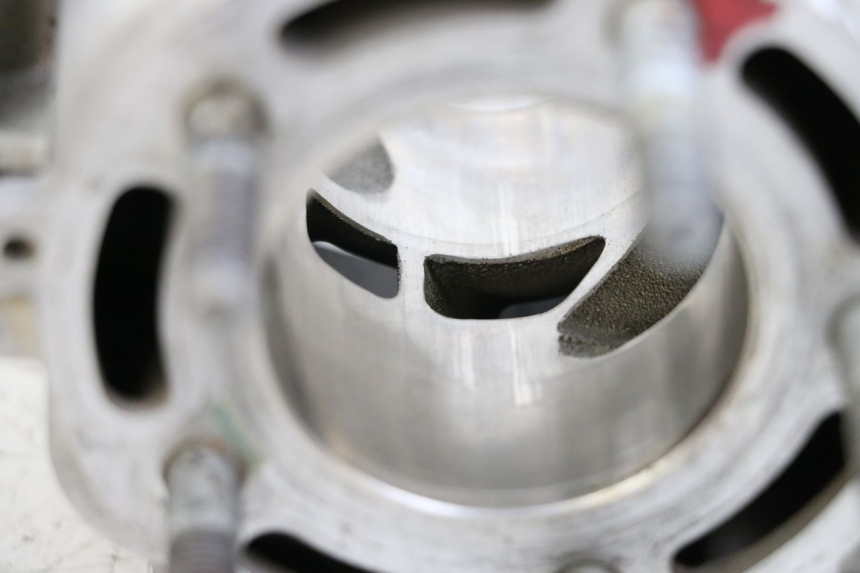 photo de CILINDRO PISTONE KAWASAKI KX 85 (2014 - 2021) - Stato della superficie e materiale