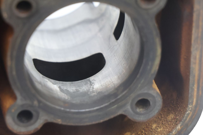 photo de CILINDRO PISTONE PEUGEOT LUDIX BLASTER 50 (2006 - 2014) - Foto prodotto supplementare