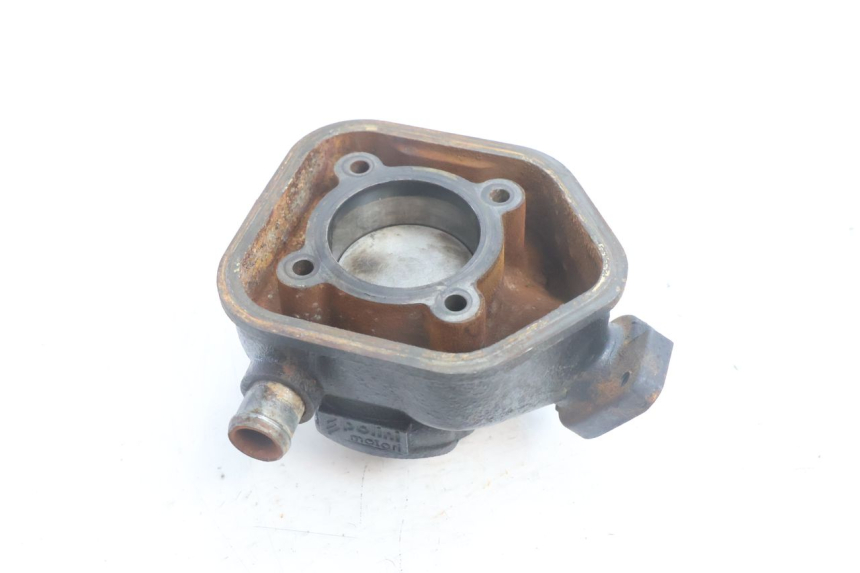 photo de CILINDRO PISTONE PEUGEOT LUDIX BLASTER 50 (2006 - 2014) - Primo piano tecnico