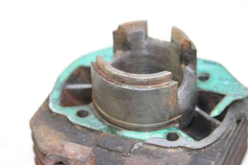 photo de CILINDRO PISTONE PEUGEOT LUDIX 50 (2005 - 2007) - Dettagli dei punti di fissaggio