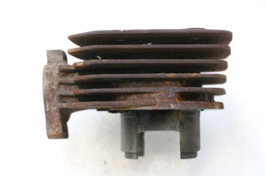 photo de CILINDRO PISTONE PEUGEOT LUDIX 50 (2005 - 2007) - Caratteristiche distintive