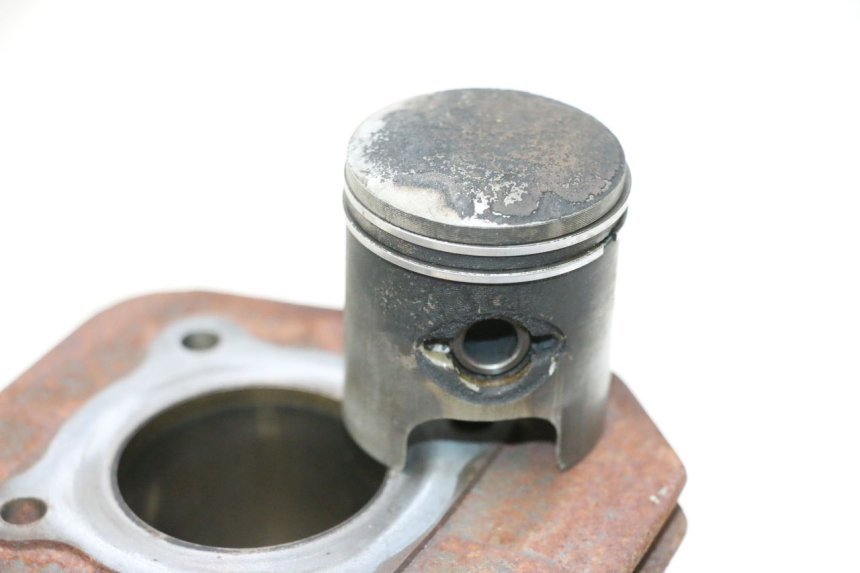 photo de CILINDRO PISTONE PEUGEOT LUDIX 50 (2005 - 2007) - Panoramica del profilo