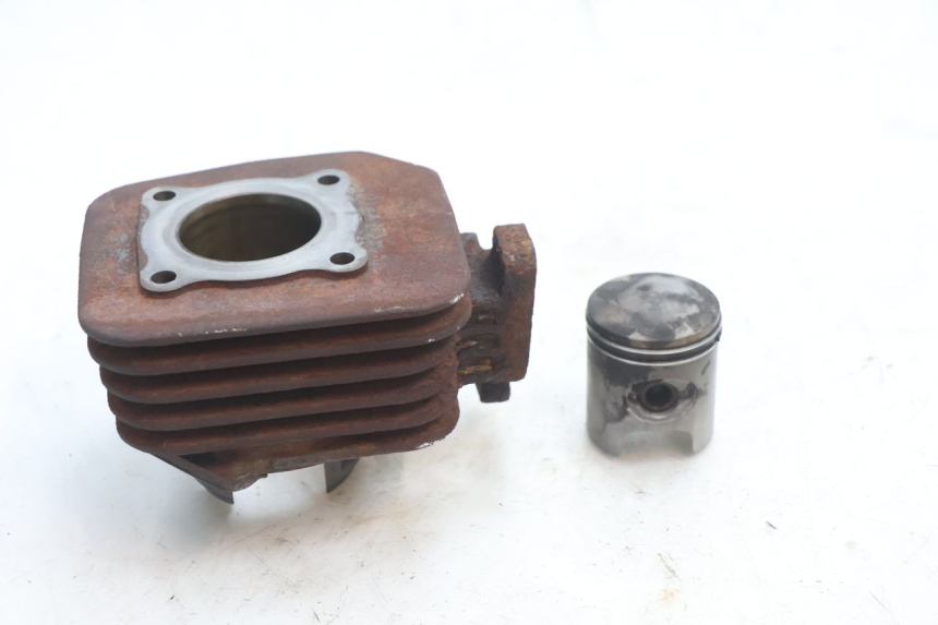 photo de CILINDRO PISTONE PEUGEOT LUDIX ONE 50 (2004 - 2013) - Dettaglio del componente