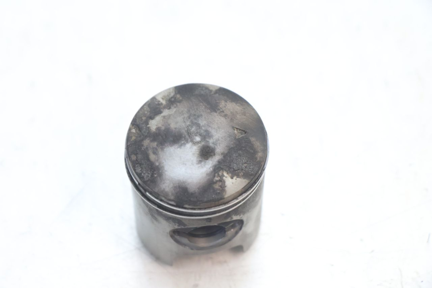 photo de CILINDRO PISTONE PEUGEOT LUDIX ONE 50 (2004 - 2013) - Dettagli dei punti di fissaggio