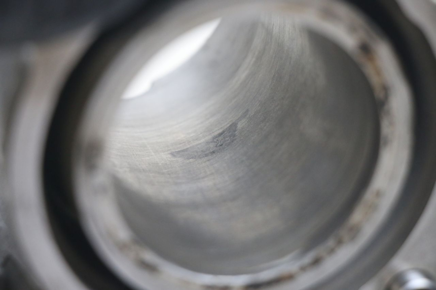 photo de CILINDRO PISTONE PIAGGIO MEDLEY 125 (2016 - 2023) - Zoom sullo stato d'uso