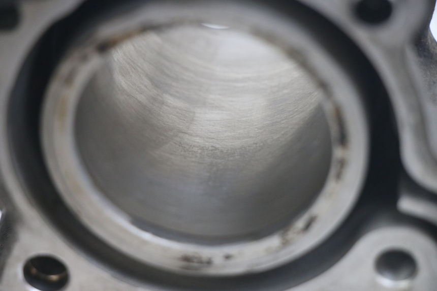 photo de CILINDRO PISTONE PIAGGIO MEDLEY 125 (2016 - 2023) - Altra angolazione