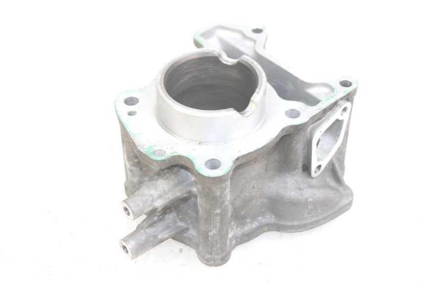 photo de CILINDRO PISTONE PIAGGIO MEDLEY 125 (2016 - 2023) - Stato della superficie e materiale