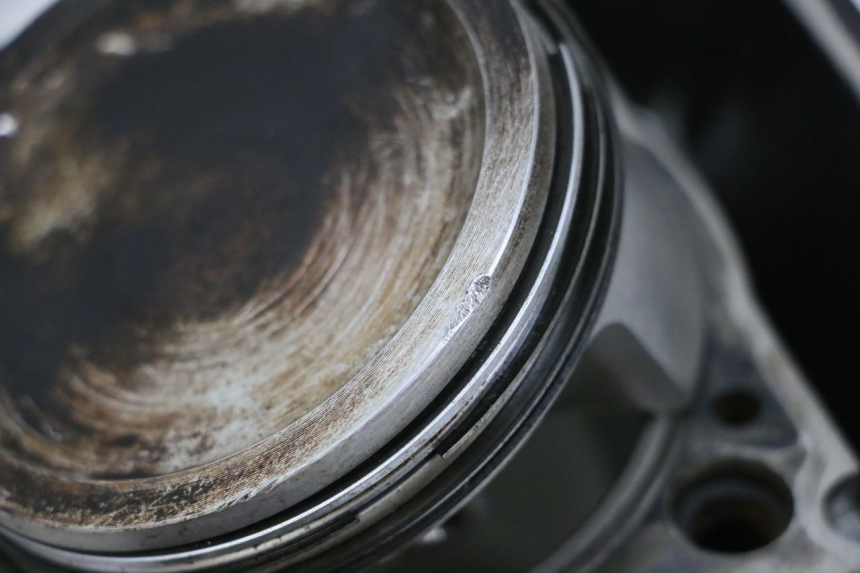 photo de CILINDRO PISTONE PIAGGIO MP3 RL 250 (2006 - 2010) - Ispezione visiva dettagliata