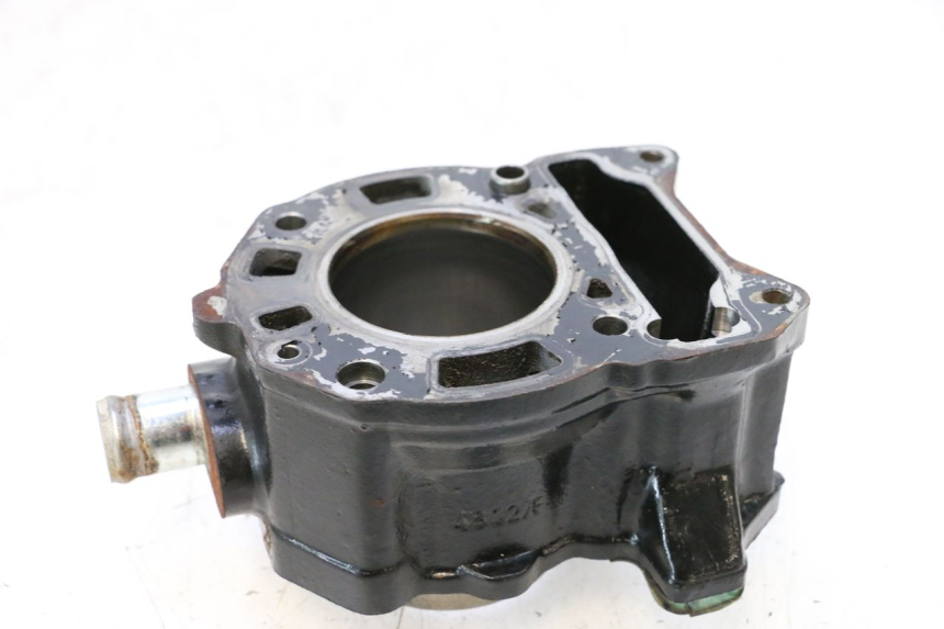 photo de CILINDRO PISTONE PIAGGIO MP3 125 (2006 - 2014) - Dettagli dei punti di fissaggio