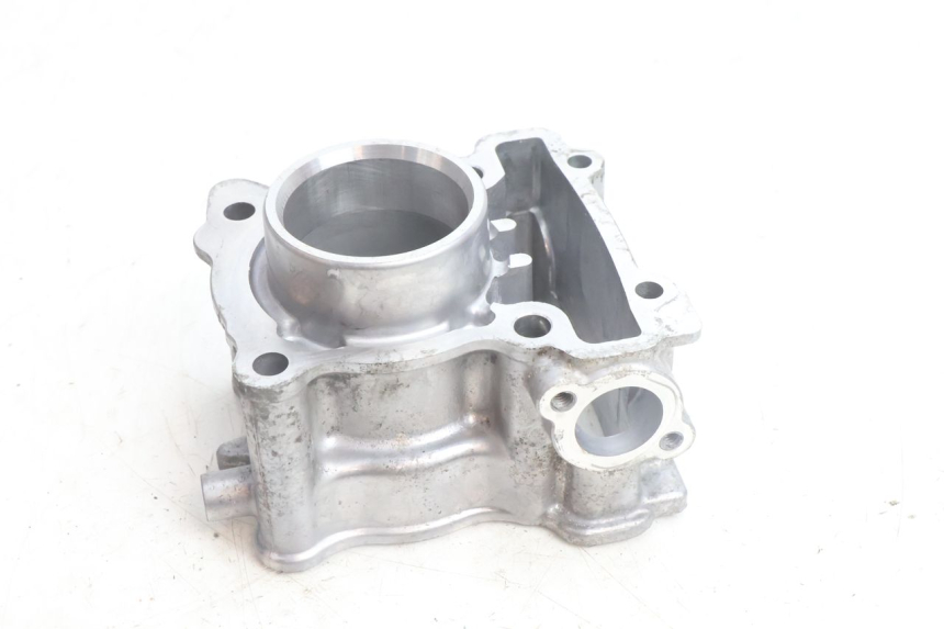 photo de CILINDRO PISTONE YAMAHA N-MAX NMAX 125 (2021 - 2024) - Caratteristiche distintive