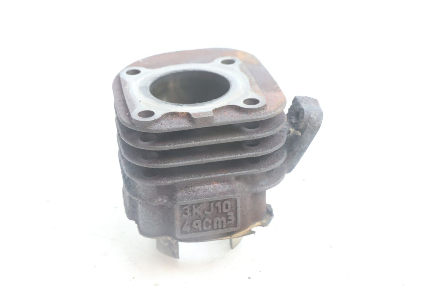 photo de CILINDRO PISTONE YAMAHA NEO'S NEOS 2T 50 (1998 - 2007) - Dettagli dei punti di fissaggio