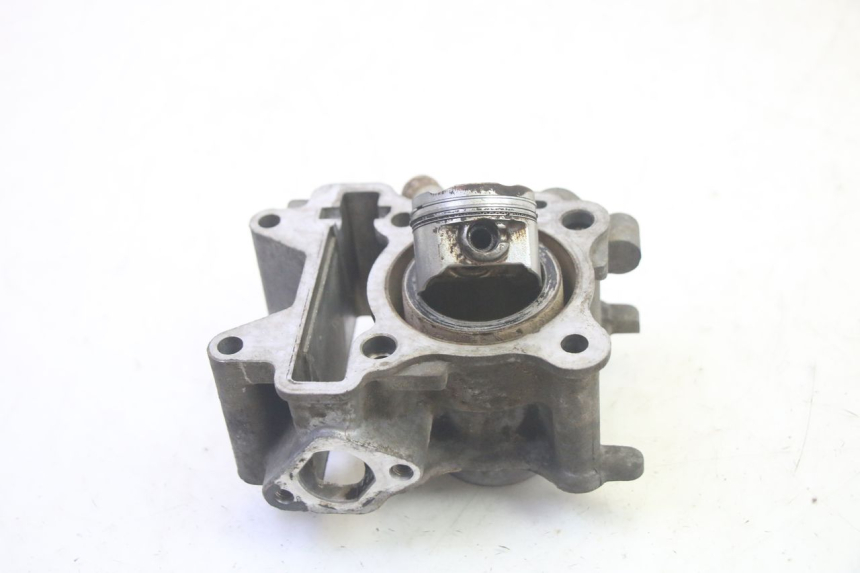 photo de CILINDRO PISTONE YAMAHA NEOS NEO'S 4T 50 (2008 - 2016) - Vista principale