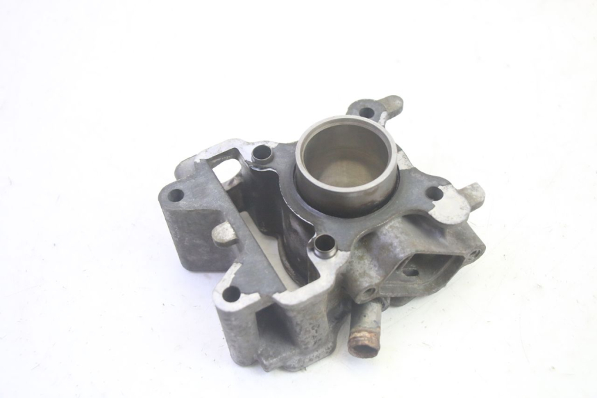 photo de CILINDRO PISTONE YAMAHA NEOS NEO'S 4T 50 (2008 - 2016) - Caratteristiche distintive