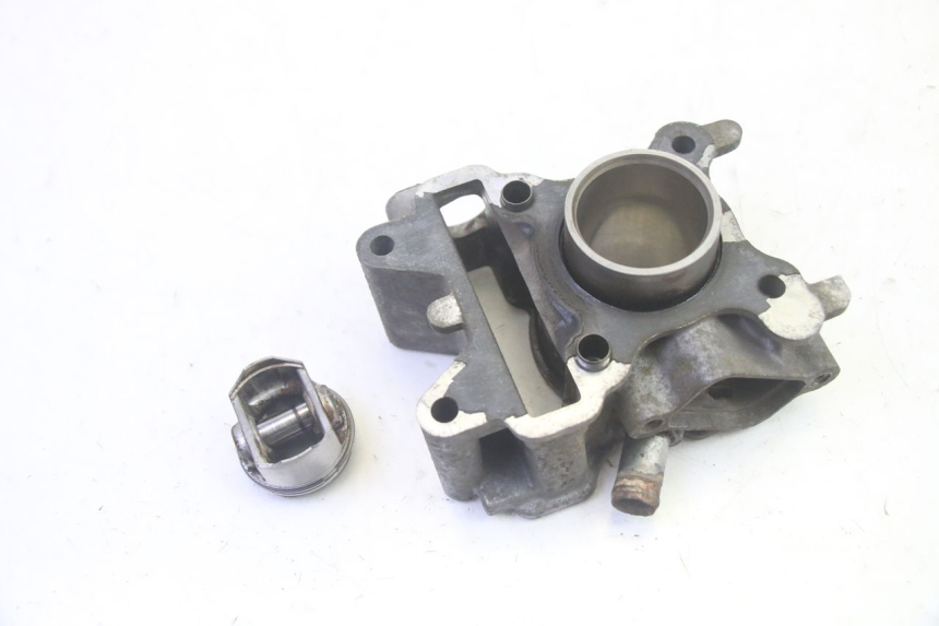 photo de CILINDRO PISTONE YAMAHA NEOS NEO'S 4T 50 (2008 - 2016) - Vista d'insieme del prodotto