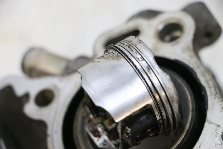 photo de CILINDRO PISTONE YAMAHA NEOS NEO'S 4T 50 (2008 - 2016) - Foto prodotto supplementare