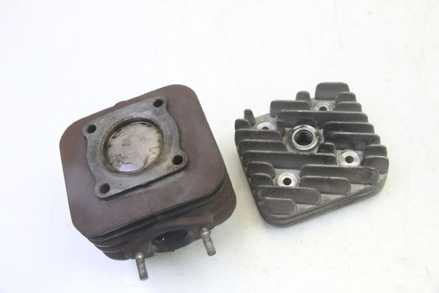 photo de CILINDRO PISTONE PIAGGIO NEW TYPHOON 50 (2010 - 2017) - Altra angolazione