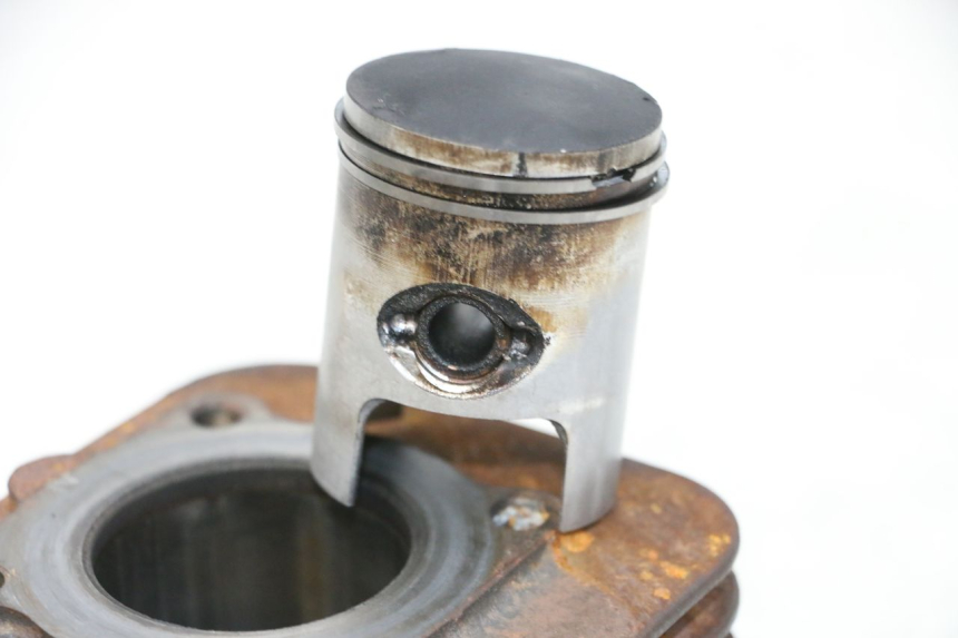 photo de CILINDRO PISTONE PIAGGIO NEW TYPHOON 50 (2018 - 2021) - Zoom sullo stato d'uso