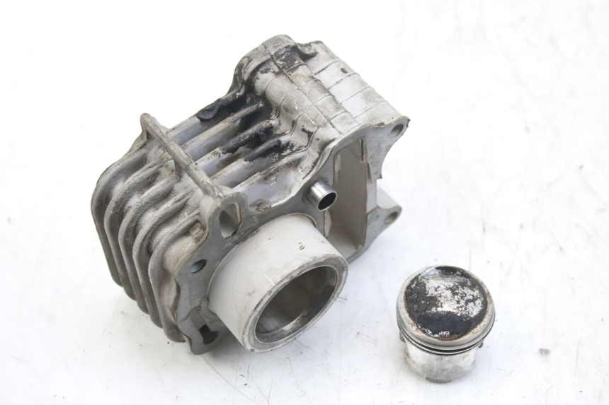 photo de CILINDRO PISTONE SYM ORBIT 2 4T 50 (2008 - 2017) - Vista d'insieme del prodotto