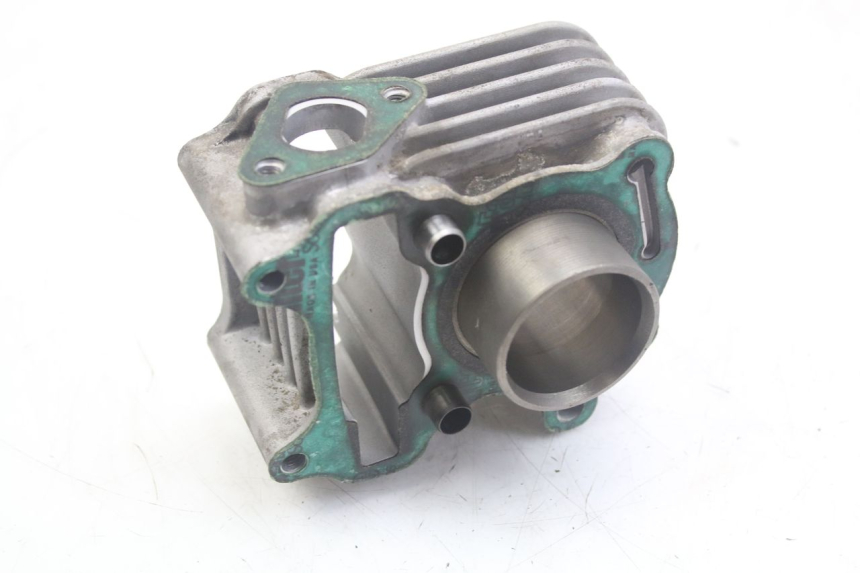 photo de CILINDRO PISTONE SYM ORBIT 2 4T 50 (2018 - 2022) - Altra angolazione