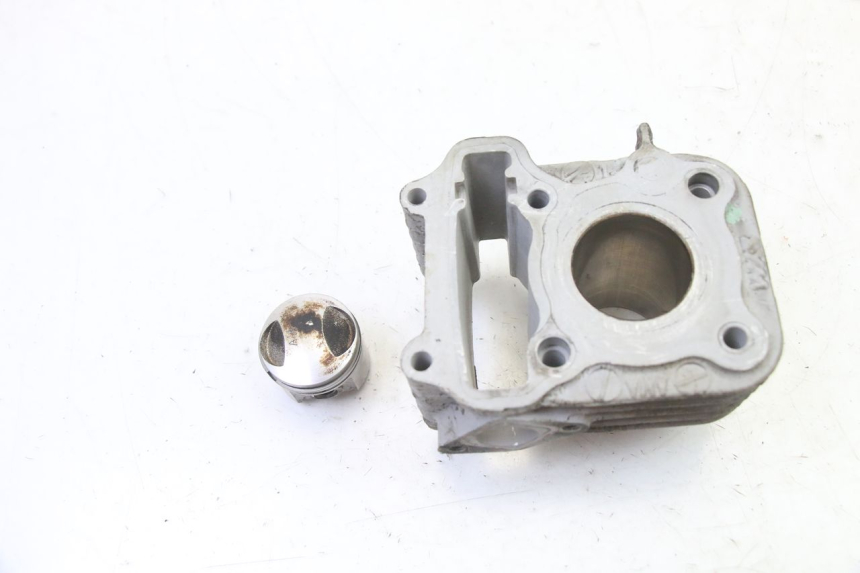 photo de CILINDRO PISTONE SYM ORBIT 2 4T 50 (2008 - 2017) - Zoom sullo stato d'uso