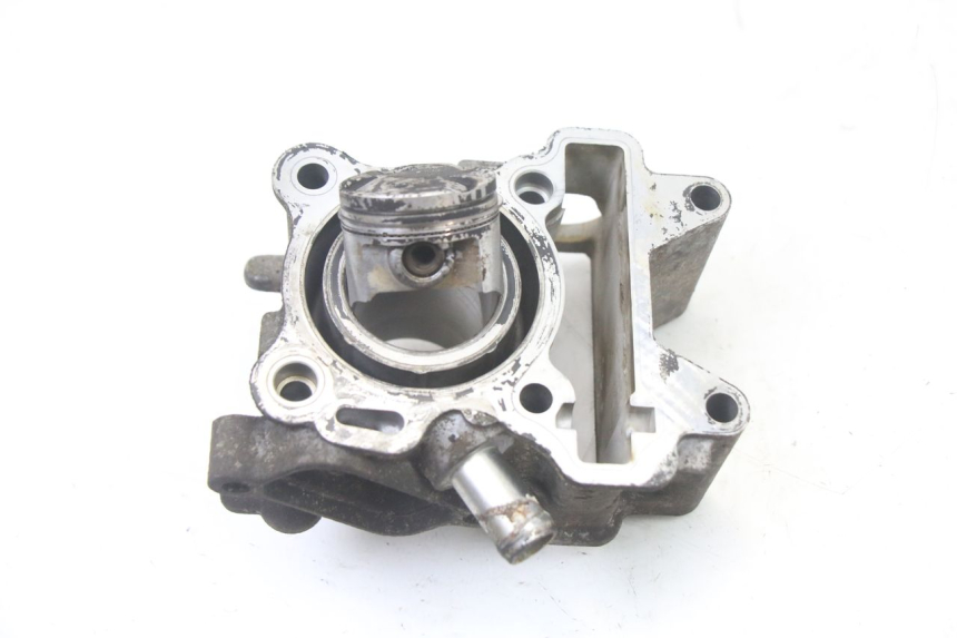 photo de CILINDRO PISTONE MBK OVETTO 4T 50 (2008 - 2016) - Dettaglio del componente