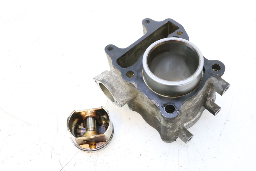 photo de CILINDRO PISTONE HONDA PCX (JF57/JF64) 125 (2014 - 2018) - Dettagli dei punti di fissaggio
