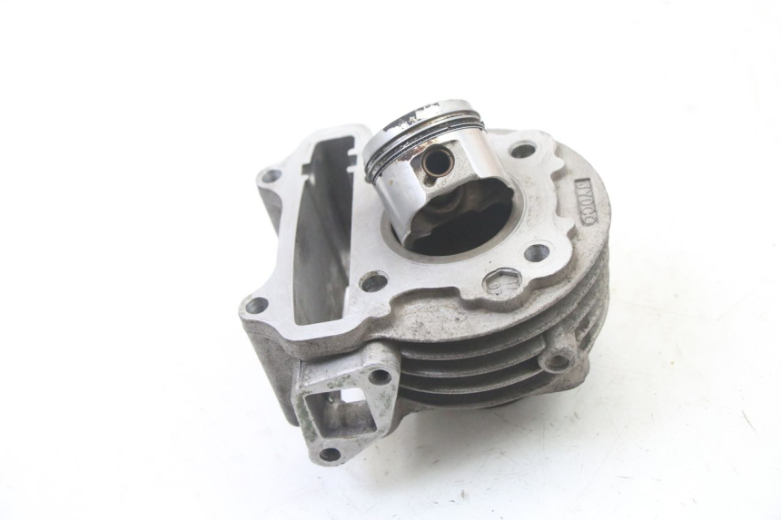 photo de CILINDRO PISTONE PEUGEOT KISBEE 4T 50 (2010 - 2017) - Vista principale