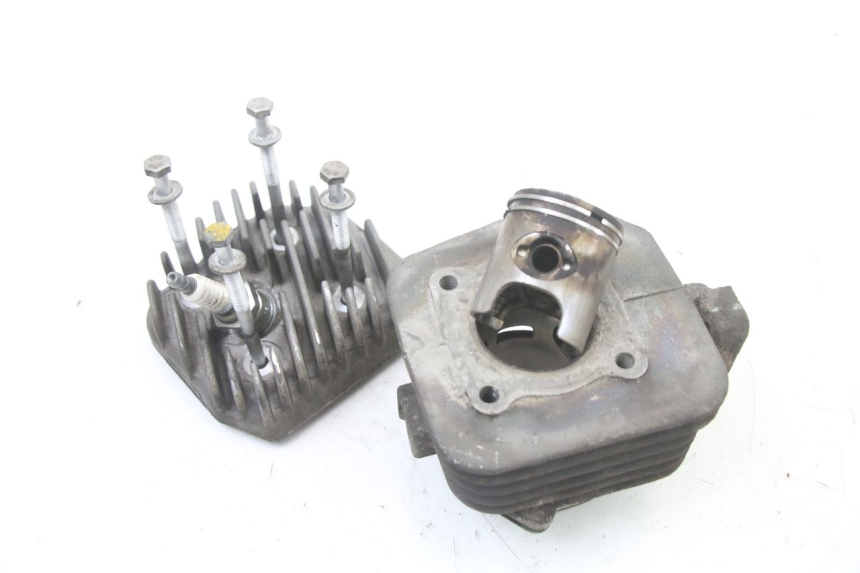 photo de CILINDRO PISTONE PEUGEOT LUDIX ONE 50 (2005 - 2008) - Zoom sullo stato d'uso