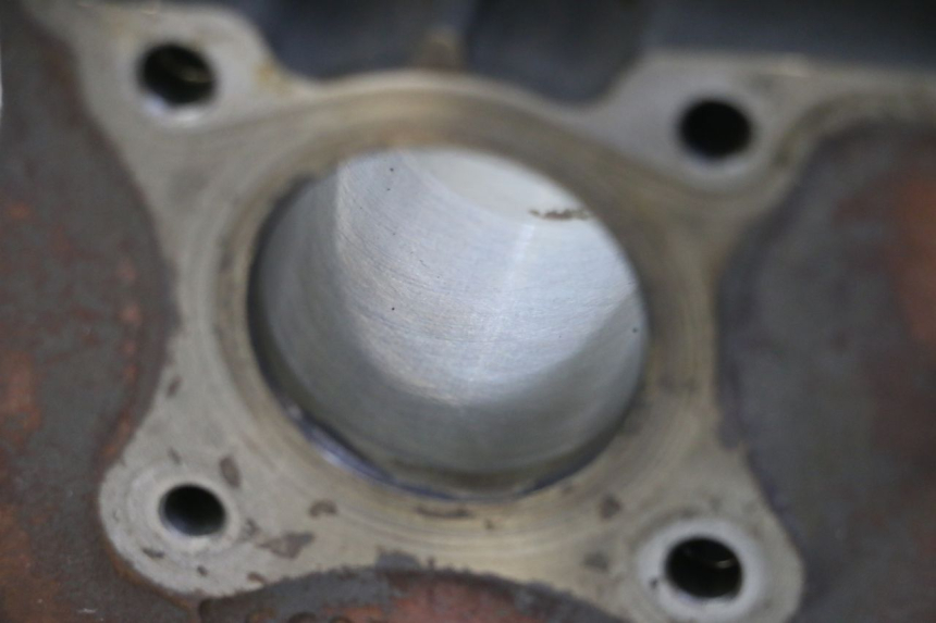 photo de CILINDRO PISTONE PIAGGIO ZIP 4T 50 (2018 - 2020) - Primo piano tecnico