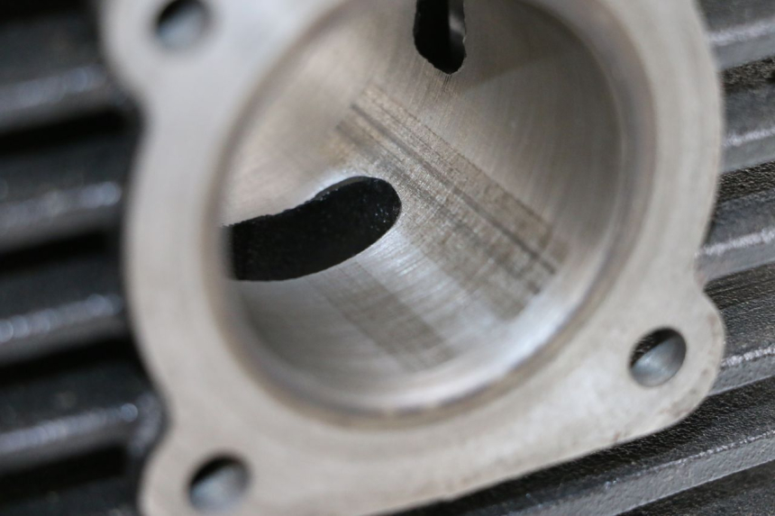 photo de CILINDRO PISTONE YAMAHA PW 80 (1983 - 2014) - Altra angolazione