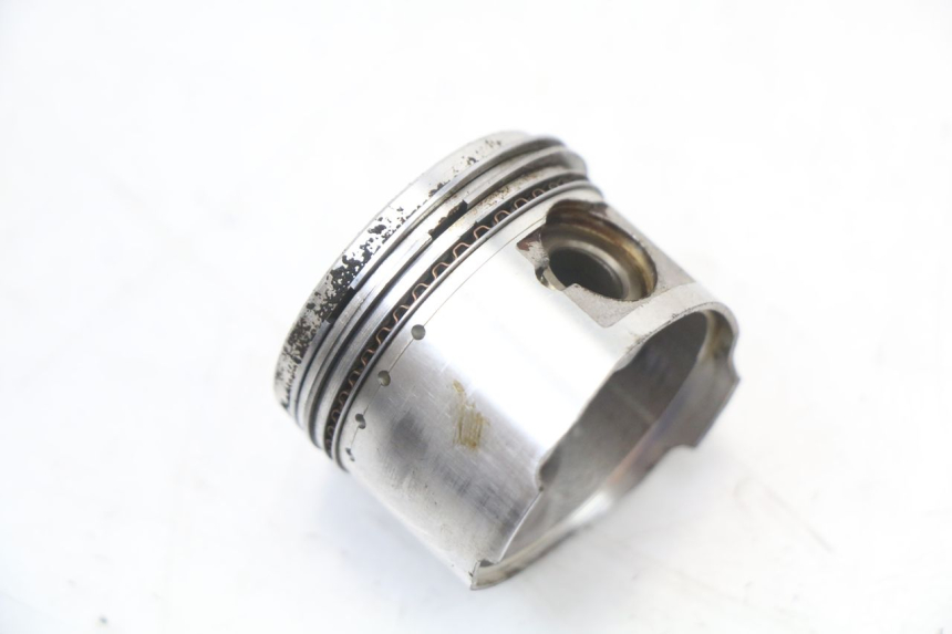 photo de CILINDRO PISTONE EUROCKA R8 4T 50 (2013 - 2022) - Altra vista dell'articolo