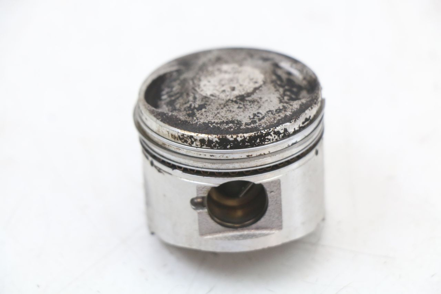 photo de CILINDRO PISTONE EUROCKA R8 4T 50 (2013 - 2022) - Marcature e riferimenti originali