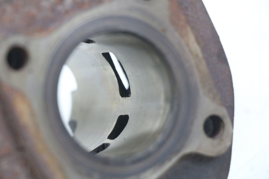 photo de CILINDRO PISTONE RIDE RACE GT 2T 50 (2012 - 2017) - Zoom sullo stato d'uso