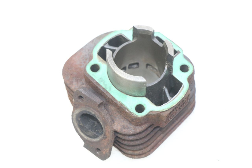 photo de CILINDRO PISTONE RIDE RACE GT 2T 50 (2012 - 2017) - Dettagli dei punti di fissaggio