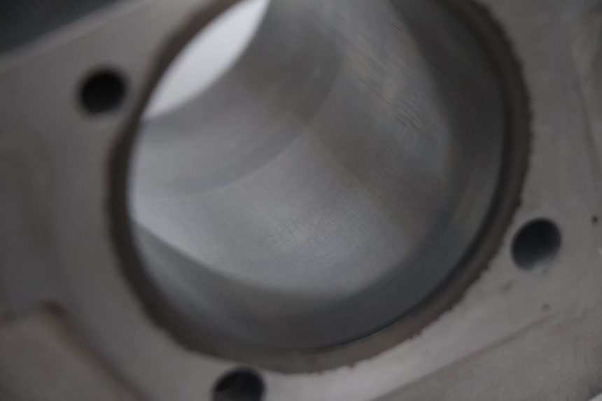 photo de CILINDRO PISTONE APOLLO RFZ 140 - Zoom sui componenti