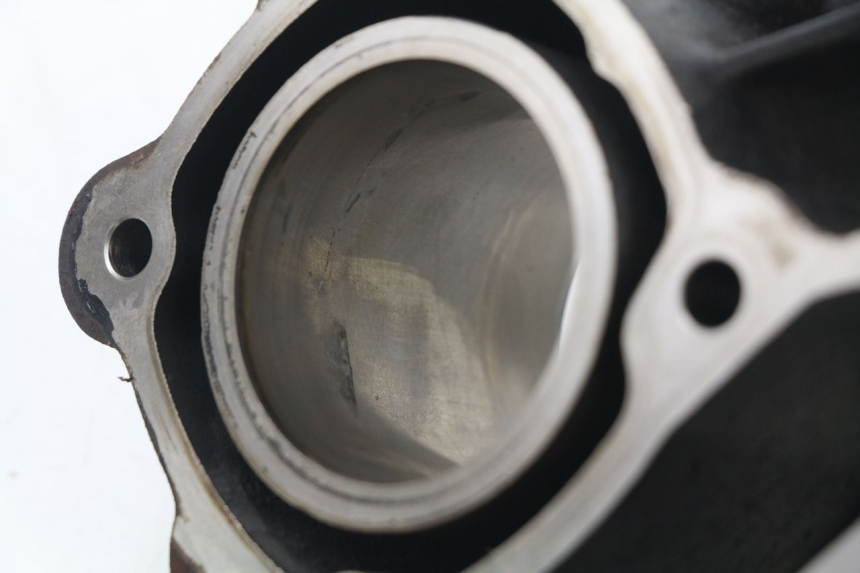 photo de CILINDRO PISTONE PEUGEOT SATELIS COMPRESSOR K15 125 (2006 - 2009) - Dettagli dei punti di fissaggio