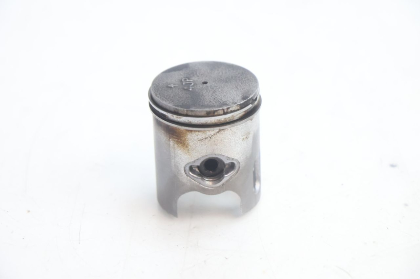 photo de CILINDRO PISTONE YAMAHA SLIDER 50 (1999 - 2004) - Focus sulla struttura