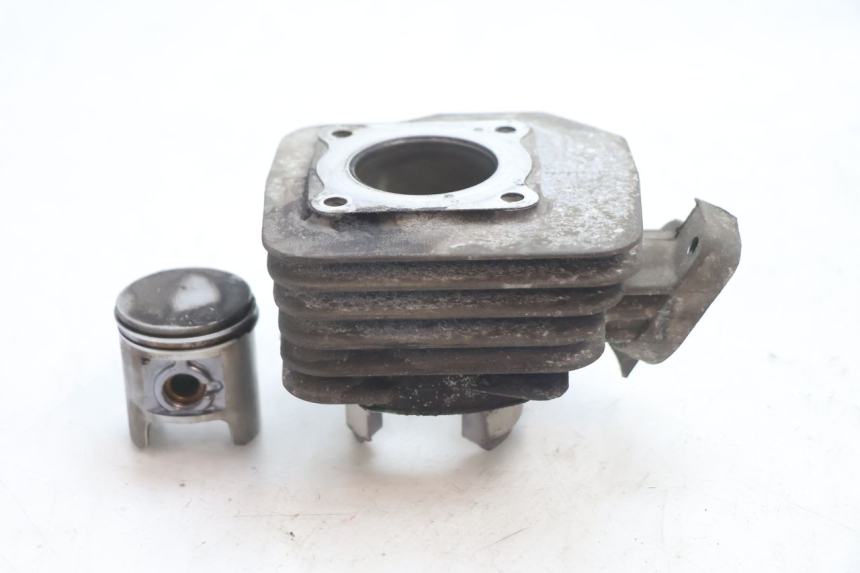 photo de CILINDRO PISTONE PEUGEOT SPEEDFIGHT 2 AC 50 (2000 - 2009) - Dettaglio del componente