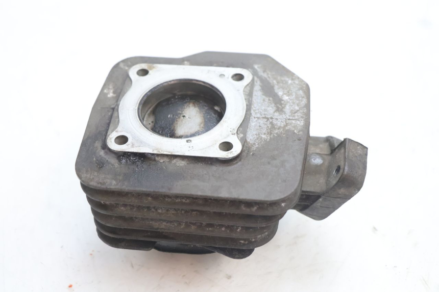 photo de CILINDRO PISTONE PEUGEOT SPEEDFIGHT 2 AC 50 (2000 - 2009) - Altra angolazione