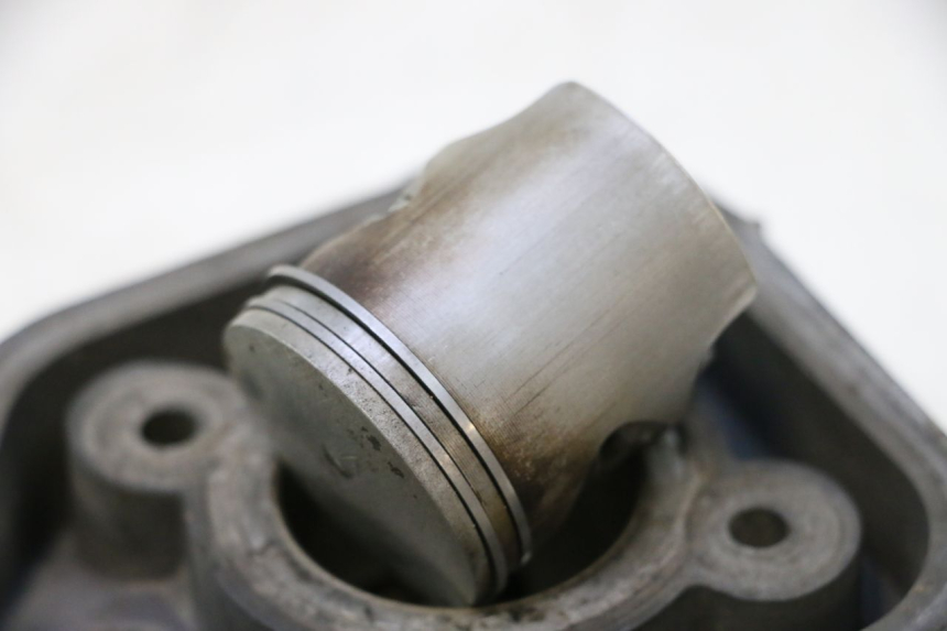 photo de CILINDRO PISTONE PEUGEOT SPEEDFIGHT LC 50 (1996 - 2002) - Vista principale